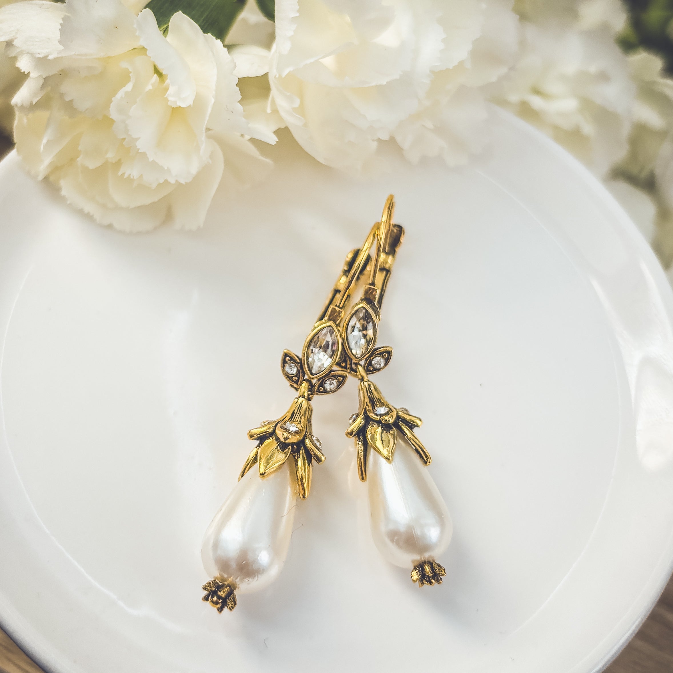 Beautiful Pearl Drop Earrings